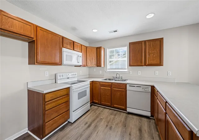 Photo 4 of Single family home for sale at 335 Monti Dr, Anderson, SC 29625 | MLS# 20299088 | Listing updated on 2026-08-27