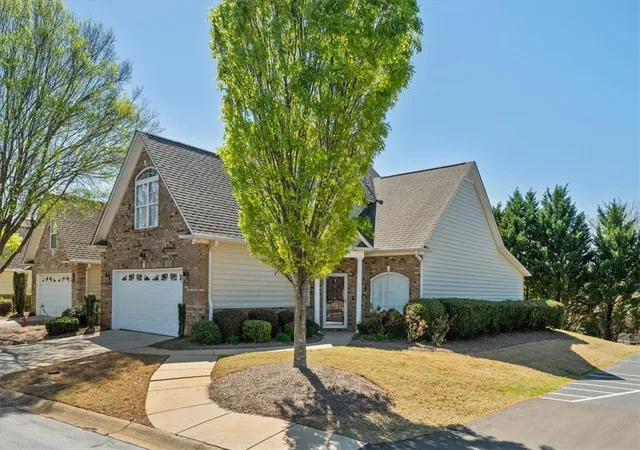 Photo 2 of Townhouse for sale at 100 Shipyard Cir, Anderson, SC 29621 | MLS# 20299234 | Listing updated on 2026-07-15