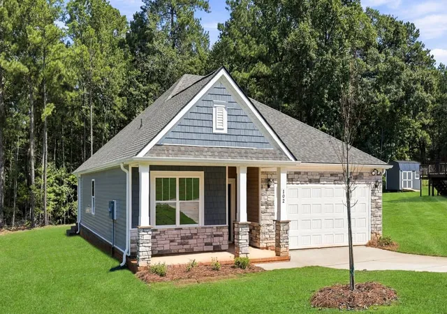 Photo 2 of Single family home for sale at 102 Estateside Dr, Anderson, SC 29621 | MLS# 20299242 | Listing updated on 2026-10-09