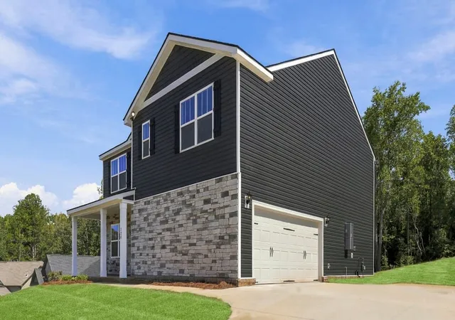 Photo 3 of Single family home for sale at 126 Estateside Dr, Anderson, SC 29621 | MLS# 20299246 | Listing updated on 2026-10-09