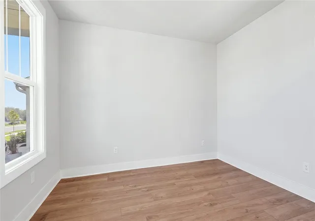 5th image of 241 Summerall Ln, Seneca, SC 29678 | MLS# 20299307