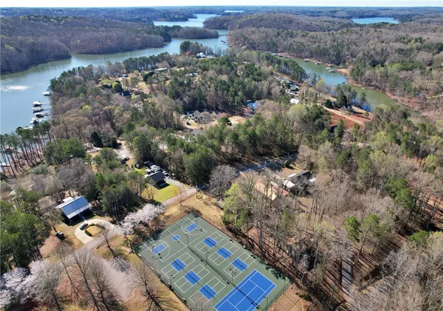 20th image of 705 W Pecan Dr, Westminster, SC 29693 | MLS# 20299337