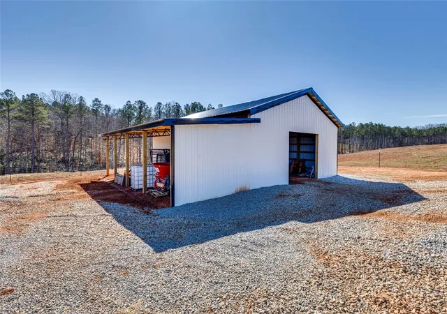 3rd image of 693 Elledge Rd, Ware Shoals, SC 29692 | MLS# 20298852