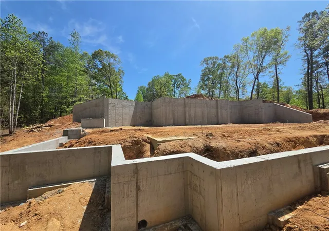 Homes for sale in Six Mile, SC | 967 Cliffs Vista Pkwy, Six Mile, SC 29682 | MLS# 20299562