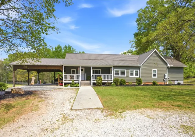 Homes for sale in Westminster, SC | 199 Williams Farm Rd, Westminster, SC 29693 | MLS# 20299598