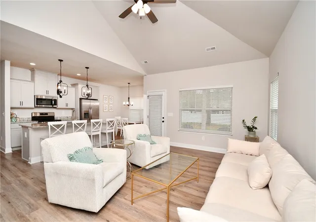 Photo 2 of Sale Pending at 3131 Owens Mills Dr, Anderson, SC 29624 | MLS# 20299526 | Listing updated on 2026-07-09