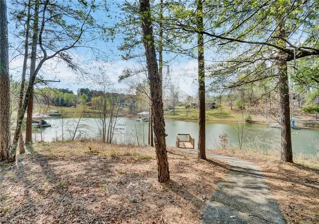 Homes for sale in Six Mile, SC | 122 & 126 Island Dr, Six Mile, SC 29682 | MLS# 20299587