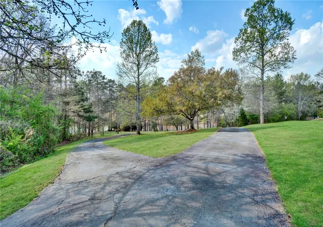 Homes for sale in Six Mile, SC | 122 & 126 Island Dr, Six Mile, SC 29682 | MLS# 20299587