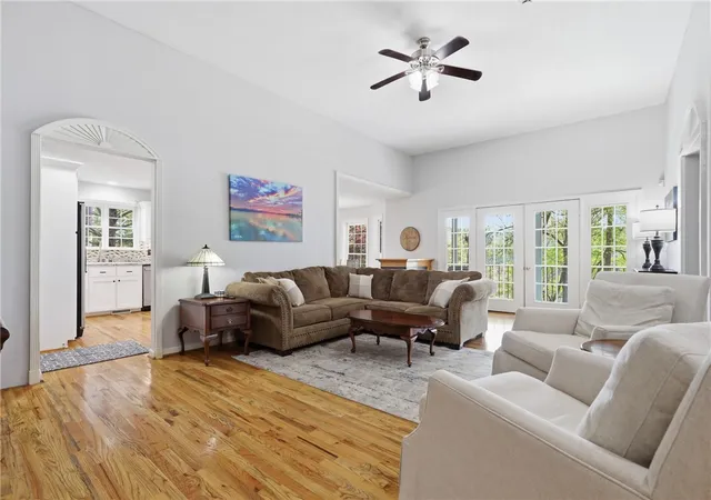 Photo 3 of Single family home for sale at 210 Elm Dr, Westminster, SC 29693 | MLS# 20299761 | Listing updated on 2026-06-09