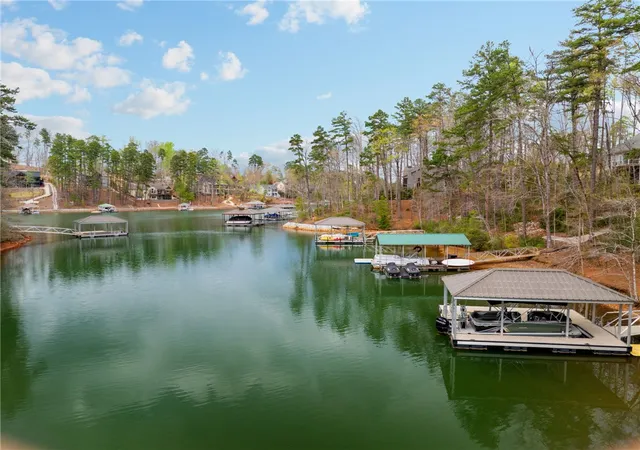 Photo 2 of Single family home for sale at 1408 Cool Ridge Dr, Seneca, SC 29672 | MLS# 20299175 | Listing updated on 2026-09-14