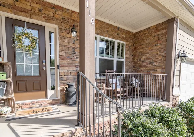 Photo 3 of Single family home for sale at 116 Jones Crk Cir, Anderson, SC 29621 | MLS# 20299770 | Listing updated on 2026-09-13