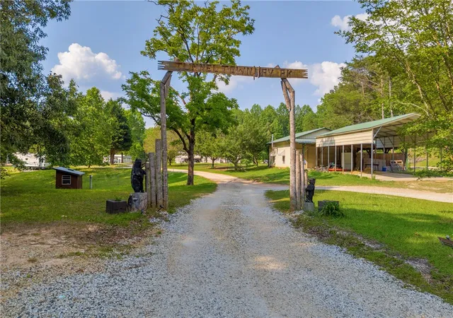 Photo 1 of Manufactured home for sale at 300 Tunnel Town Rd, Mountain Rest, SC 29664 | MLS# 20299915 | Listing updated on 2026-08-25
