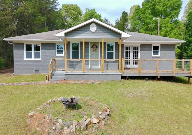 Homes for sale in Westminster, SC | 187 Lin Ollie Ln, Westminster, SC 29693 | MLS# 20299885