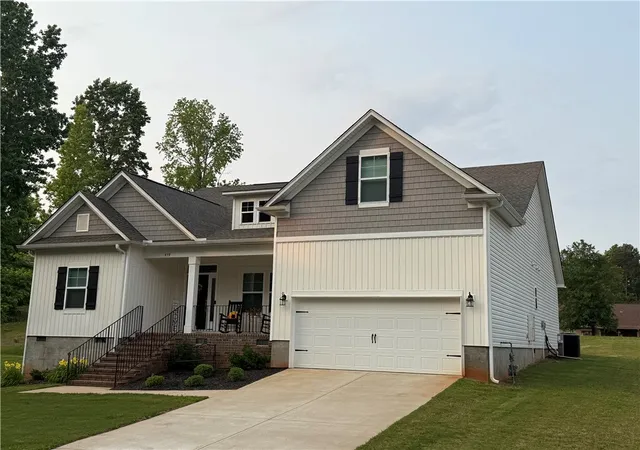 2nd image of 479 Twin View Dr, Westminster, SC 29693 | MLS# 20299940