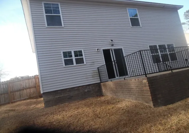 3rd image of 27 Shoal Ct, Camden, SC 29020 | MLS# 20299968