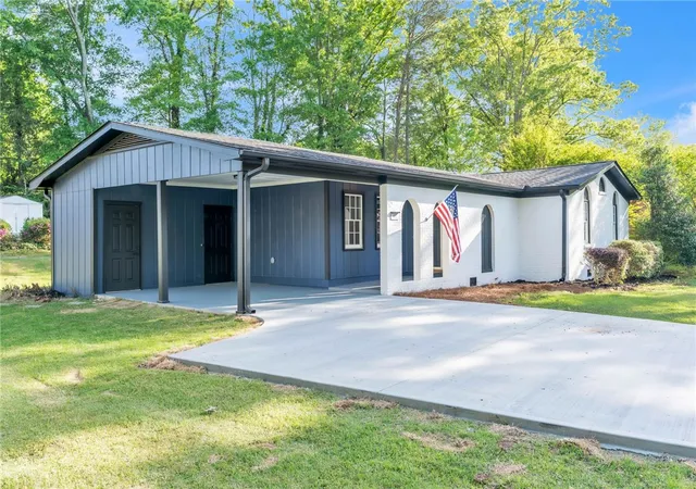 Homes for sale in Seneca, SC | 403 Keith Ln, Seneca, SC 29678 | MLS# 20300031