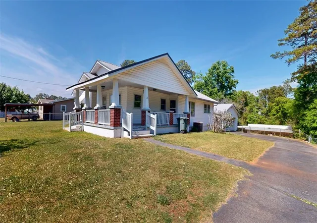 1st image of 21 Jantzen Ct, Seneca, SC 29672 | MLS# 20300005