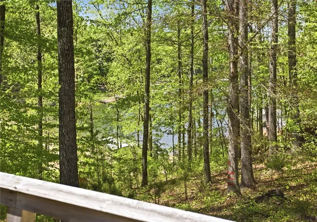 4th image of 215 Boxwood Ln, Westminster, SC 29693 | MLS# 20300045