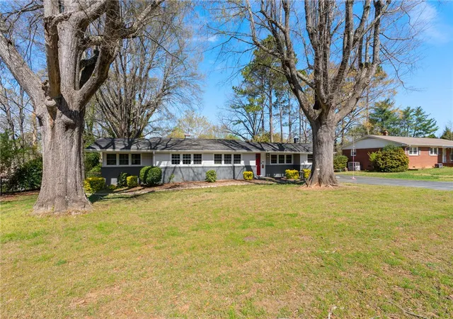 Photo 3 of Single family home for sale at 111 Le Ann Dr, Easley, SC 29642 | MLS# 20299185 | Listing updated on 2026-06-12