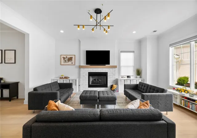 4th image of 17 Azalea Spring Ct, Greenville, SC 29615 | MLS# 20300164