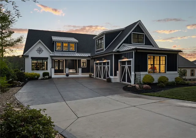 1st image of 376 Abercrombie Pt, Greenwood, SC 29649 | MLS# 20300216