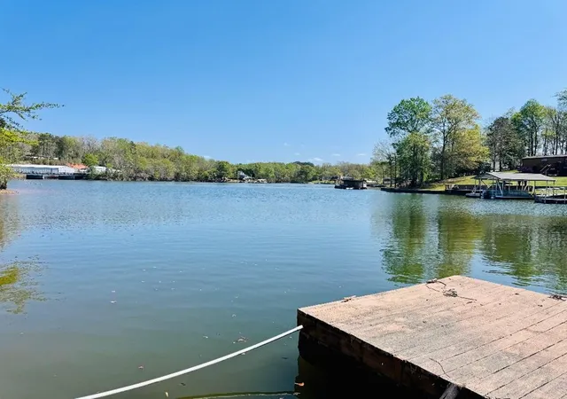 Photo 2 of Manufactured home for sale at 45 Phillips Dr, Iva, SC 29655 | MLS# 20300249 | Listing updated on 2026-09-13