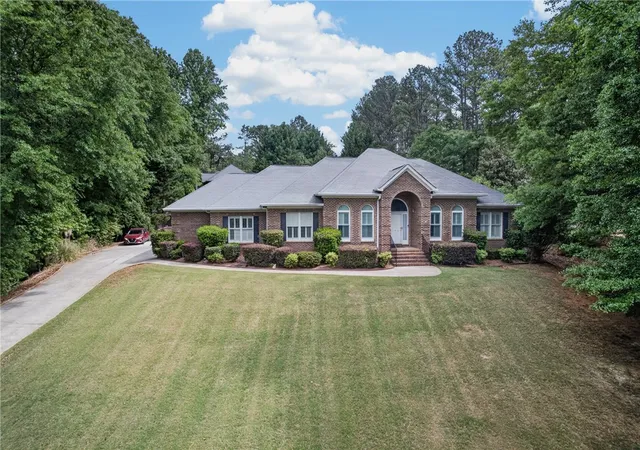 Photo 1 of Single family home for sale at 106 Newington Cir, Anderson, SC 29621 | MLS# 20300308 | Listing updated on 2026-07-29