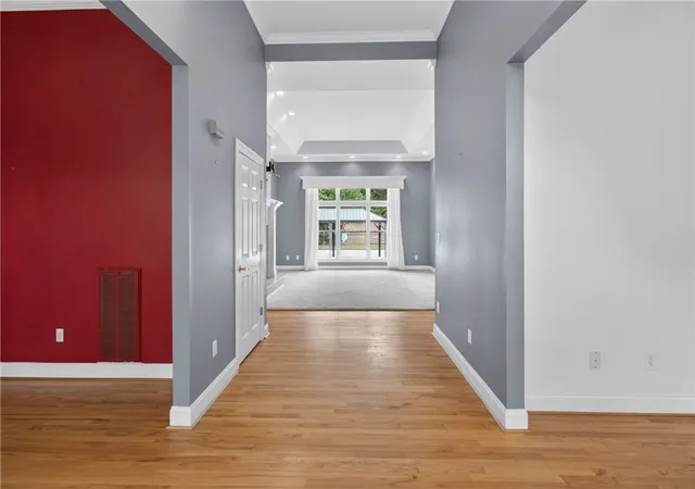 Photo 3 of Single family home for sale at 106 Newington Cir, Anderson, SC 29621 | MLS# 20300308 | Listing updated on 2026-07-29