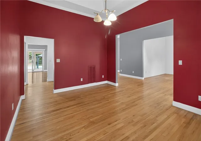 Photo 4 of Single family home for sale at 106 Newington Cir, Anderson, SC 29621 | MLS# 20300308 | Listing updated on 2026-07-29