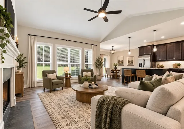 Photo 3 of Single family home for sale at 127 W Stewart St, Pelzer, SC 29669 | MLS# 20300318 | Listing updated on 2026-09-30