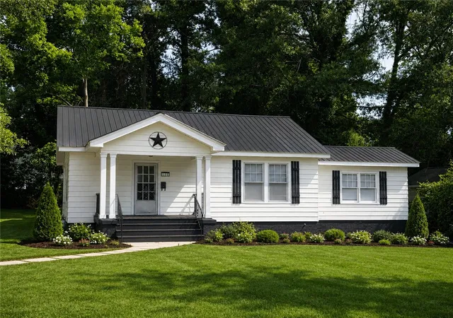Photo 2 of Single family home for sale at 506 Taylor St, Anderson, SC 29625 | MLS# 20300391 | Listing updated on 2026-06-23