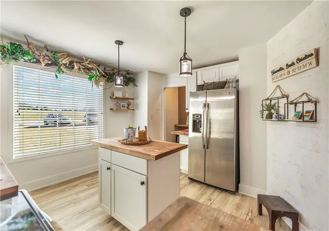 Photo 3 of Single family home for sale at 7133 Highway 24, Townville, SC 29689 | MLS# 20300470 | Listing updated on 2026-07-04