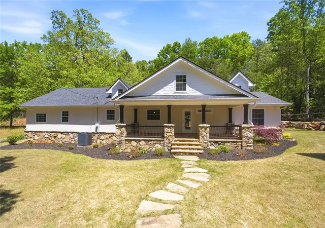 Homes for sale in Mountain Rest, SC | 150 Turpin Rd, Mountain Rest, SC 29664 | MLS# 20300261