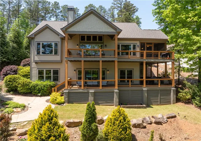 Photo 1 of Single family home for sale at 525 Peninsula Rd, West Union, SC 29696 | MLS# 20300526 | Listing updated on 2026-07-22