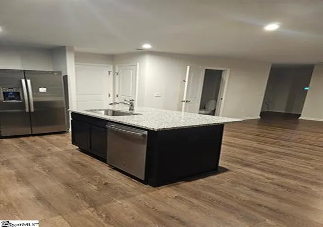 Photo 4 of Single family home for sale at 517 Mills Hl Way, Greenville, SC 29605 | MLS# 20300637 | Listing updated on 2026-08-03