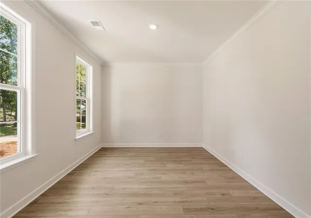 Photo 3 of Single family home for sale at 212 Sherwood Dr, Belton, SC 29627 | MLS# 20300732 | Listing updated on 2026-10-06
