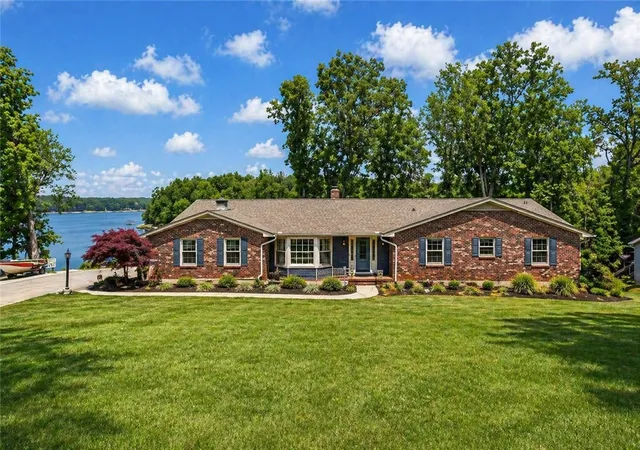 Photo 1 of Single family home for sale at 2212 Surfside Dr, Anderson, SC 29625 | MLS# 20300775 | Listing updated on 2026-05-06