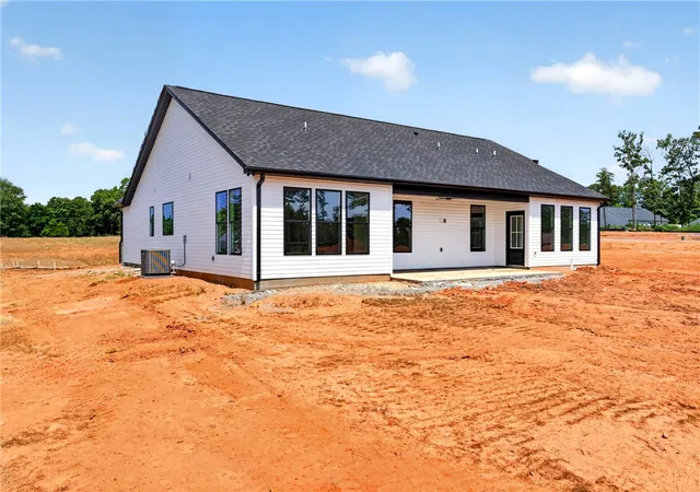 Photo 33 of Single family home for sale at 416 Blume Rd, Anderson, SC 29625 | MLS# 20300833 | Listing updated on 2026-09-18