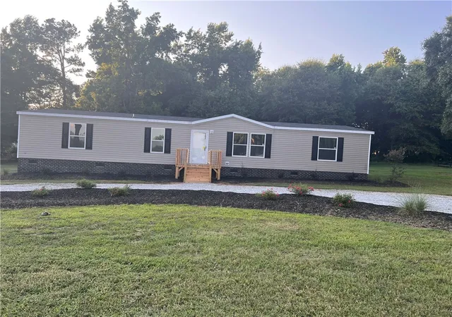 Photo 28 of Manufactured home for sale at 103 Twin Oaks Ct, Iva, SC 29655 | MLS# 20300881 | Listing updated on 2026-10-16