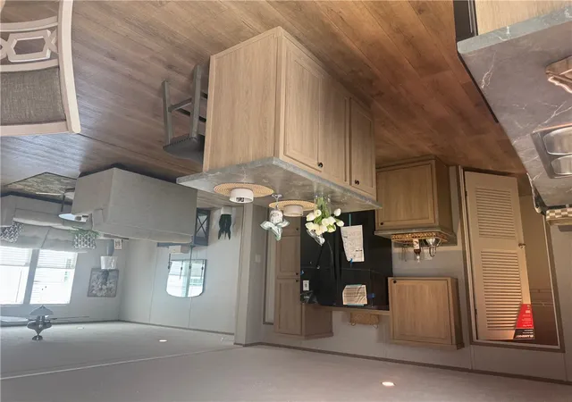 Photo 3 of Manufactured home for sale at 103 Twin Oaks Ct, Iva, SC 29655 | MLS# 20300881 | Listing updated on 2026-08-01