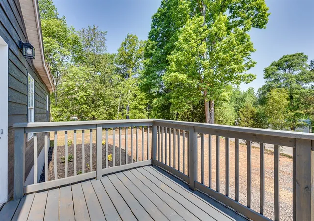 Photo 4 of Manufactured home for sale at 208 Meadow Hills Dr, Anderson, SC 29624 | MLS# 20300937 | Listing updated on 2026-07-04