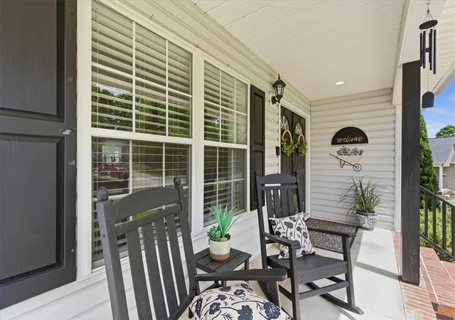 Photo 2 of Single family home for sale at 166 Amberwood Dr, Anderson, SC 29621 | MLS# 20300945 | Listing updated on 2026-07-24