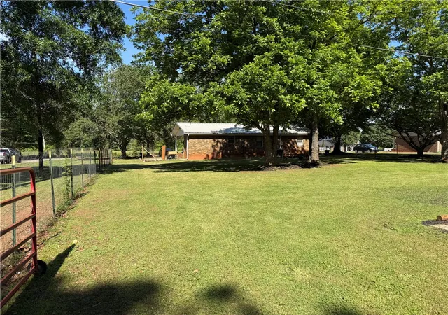 Homes for sale in Williamston, SC | 219 Lufkin Dr, Williamston, SC 29697 | MLS# 20300952