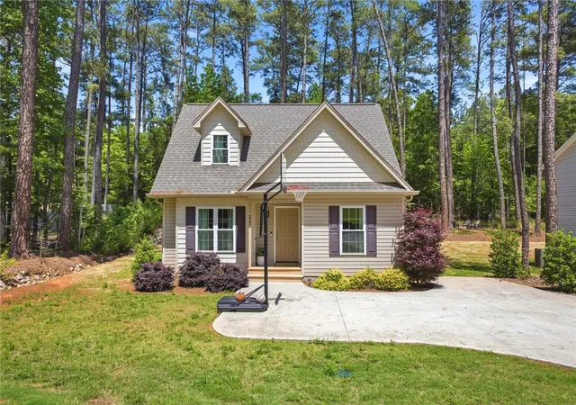 Photo 1 of Single family home for sale at 213 Singing Pines Rd, Seneca, SC 29678 | MLS# 20300423 | Listing updated on 2026-10-07