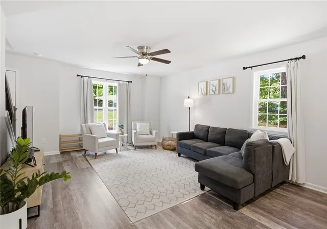 Photo 3 of Single family home for sale at 213 Singing Pines Rd, Seneca, SC 29678 | MLS# 20300423 | Listing updated on 2026-10-07