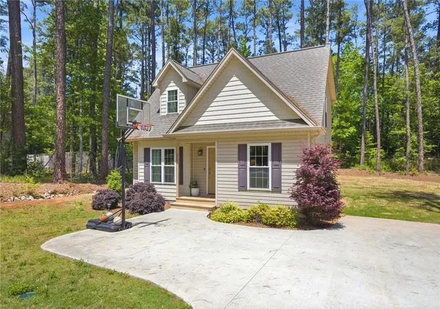 Photo 3 of Single family home for sale at 213 & 217 Singing Pines Rd, Seneca, SC 29678 | MLS# 20300476 | Listing updated on 2026-05-05