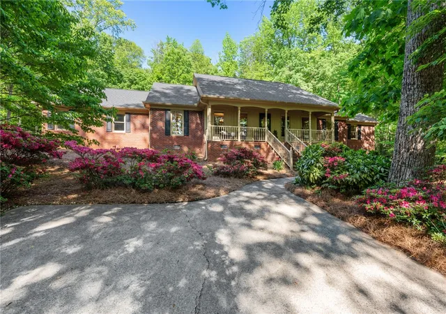44th image of 40 Bald Rock Dr, Greenville, SC 29609 | MLS# 20300818