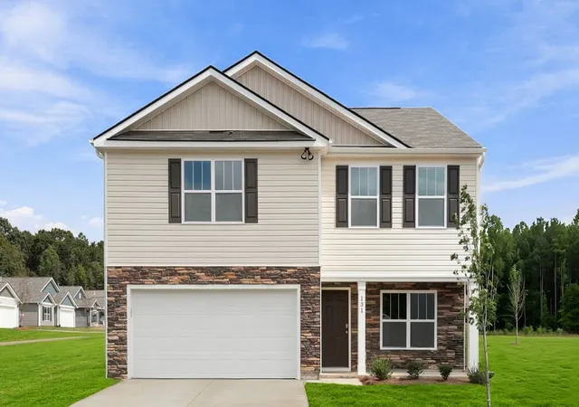 Photo 1 of Single family home for sale at 131 Cascade Ln, Seneca, SC 29678 | MLS# 20301001 | Listing updated on 2026-10-09