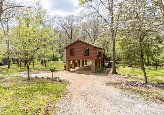 Photo 2 of Single family home for sale at 597 Meadow Brk Ln, Royston, GA 30662 | MLS# 20301023 | Listing updated on 2026-09-28