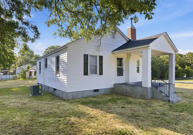 Photo 4 of Single family home for sale at 7604 252 Highway, Honea Path, SC 29654 | MLS# 20300867 | Listing updated on 2026-08-10